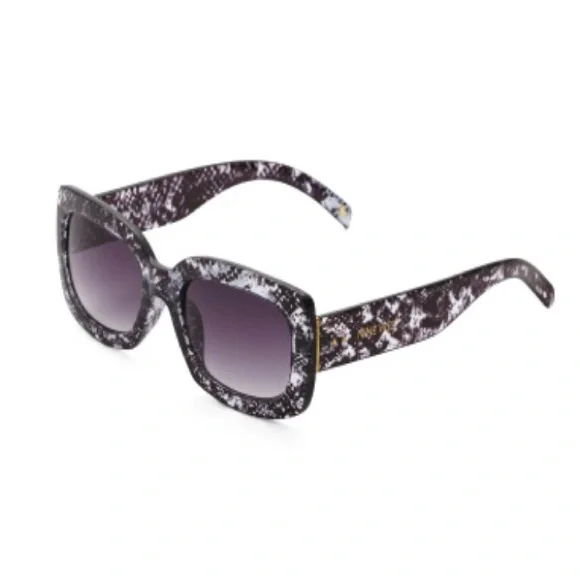 Nine West | Accessories | Nine West Rectangular Frame  display picture 1